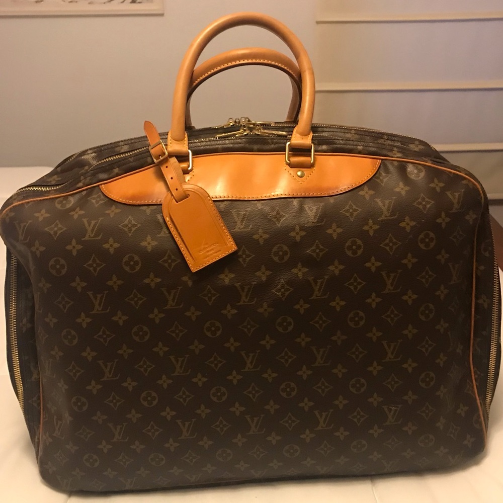 Louis Vuitton Paris bag